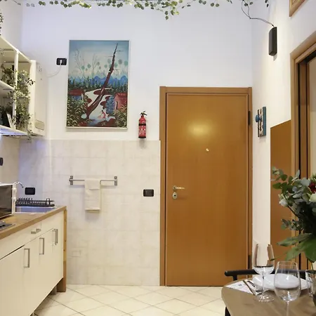 Midnight Blues For 3 People Near The Airport شقة Azzano San Paolo