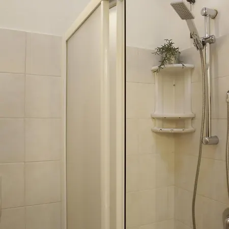 Apartment Midnight Blues For 3 People Near The Airport Azzano San Paolo