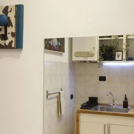 Midnight Blues For 3 People Near The Airport Apartment