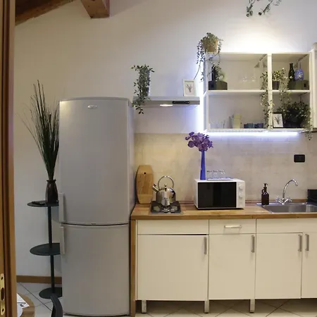 Midnight Blues For 3 People Near The Airport Apartment *