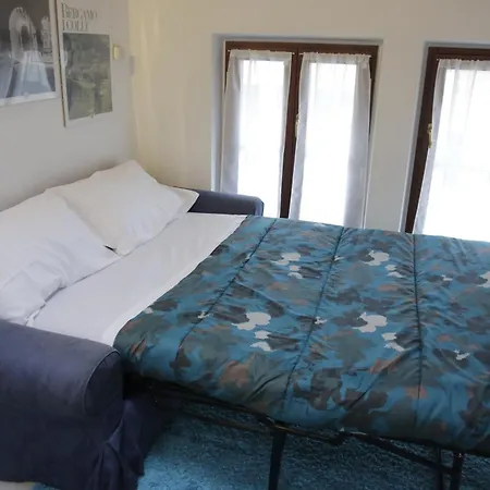 Midnight Blues For 3 People Near The Airport Apartment Azzano San Paolo