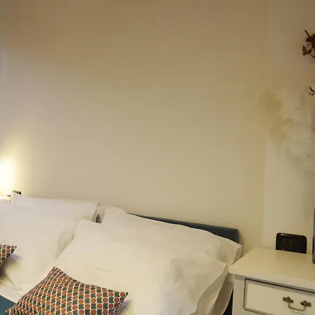 Midnight Blues For 3 People Near The Airport Apartment Azzano San Paolo