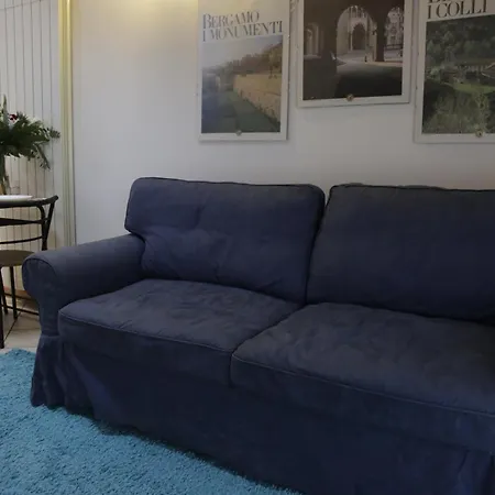 Apartment Midnight Blues For 3 People Near The Airport *